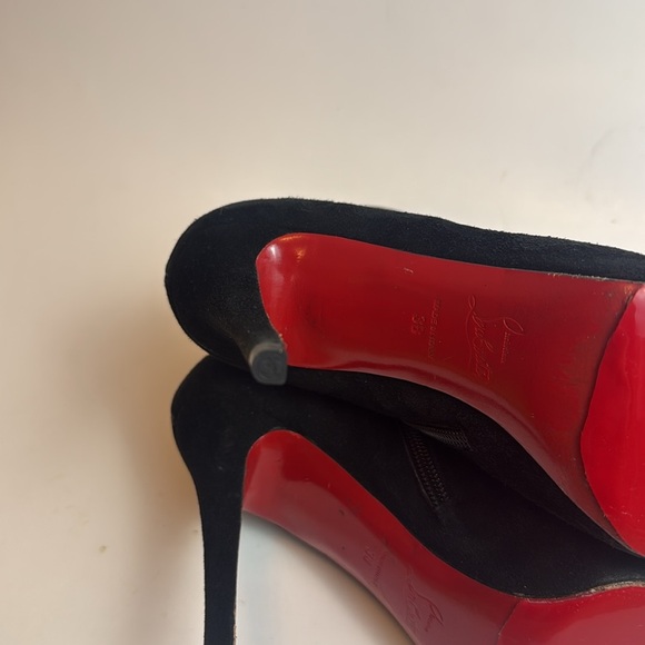Christian Louboutin Elegant Black Suede Sock Ankle Boots Size 38 - Picture 6 of 11